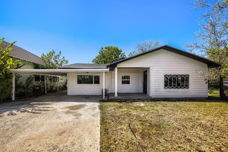 3508 Livingston Avenue, Fort Worth TX 76110