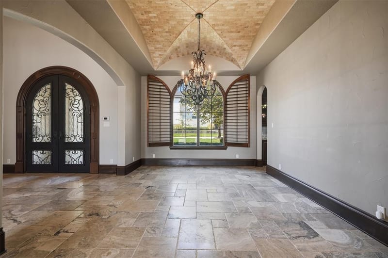 1105 Excalibur Boulevard, Lewisville TX 75056 - Photo 10