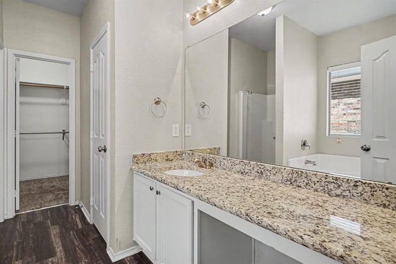 636 Tradewind Drive, Fort Worth TX 76131 - Photo 13