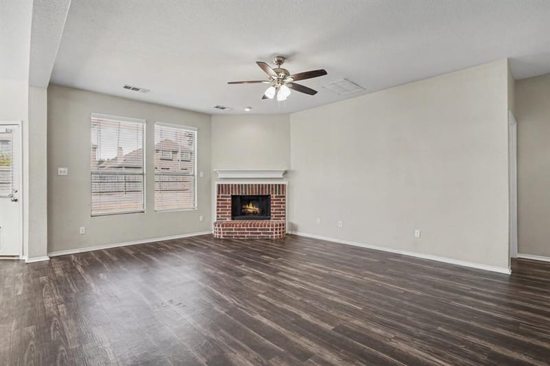 636 Tradewind Drive, Fort Worth TX 76131 - Photo 3