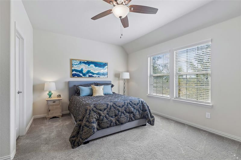 8209 Main Street, North Richland Hills TX 76182 - Photo 27