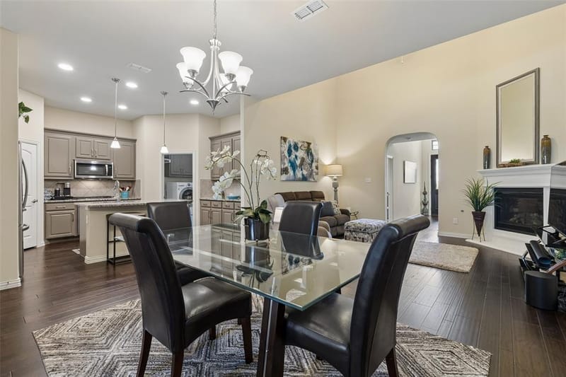 8209 Main Street, North Richland Hills TX 76182 - Photo 17