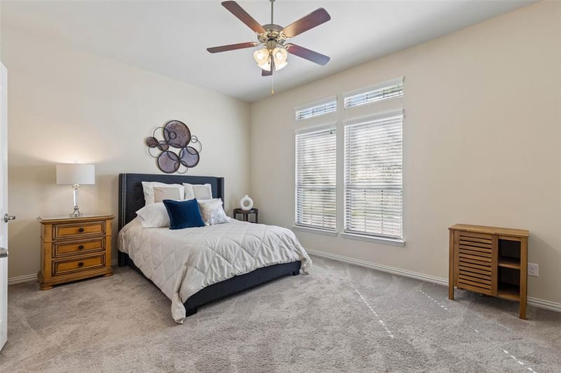 8209 Main Street, North Richland Hills TX 76182 - Photo 19
