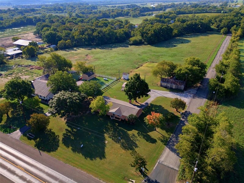 4341 Fm 428, Aubrey TX 76227 - Photo 9