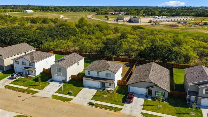832 Eagles Nest Drive, Cleburne TX 76031 - Photo 37