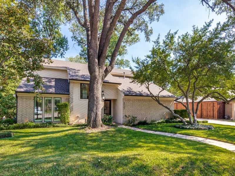 3722 Wooded Creek Drive, Farmers Branch TX 75244