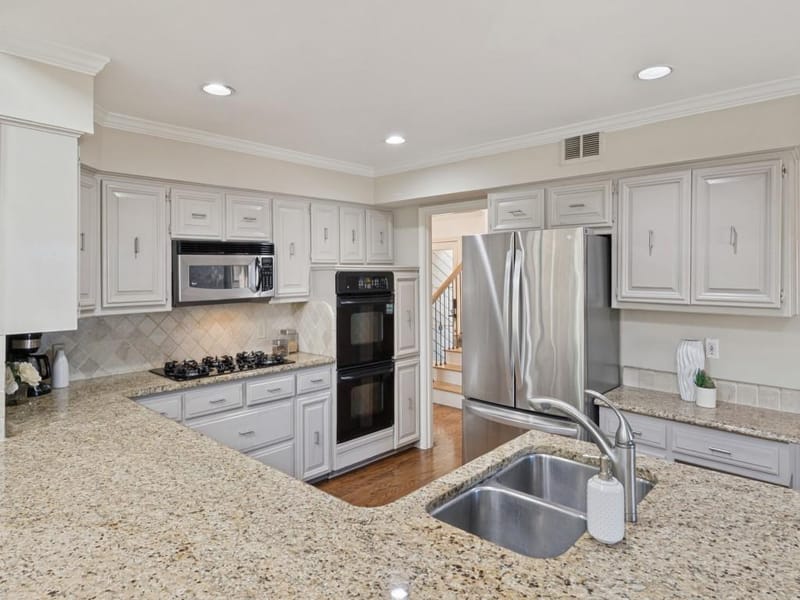 3722 Wooded Creek Drive, Farmers Branch TX 75244 - Photo 25