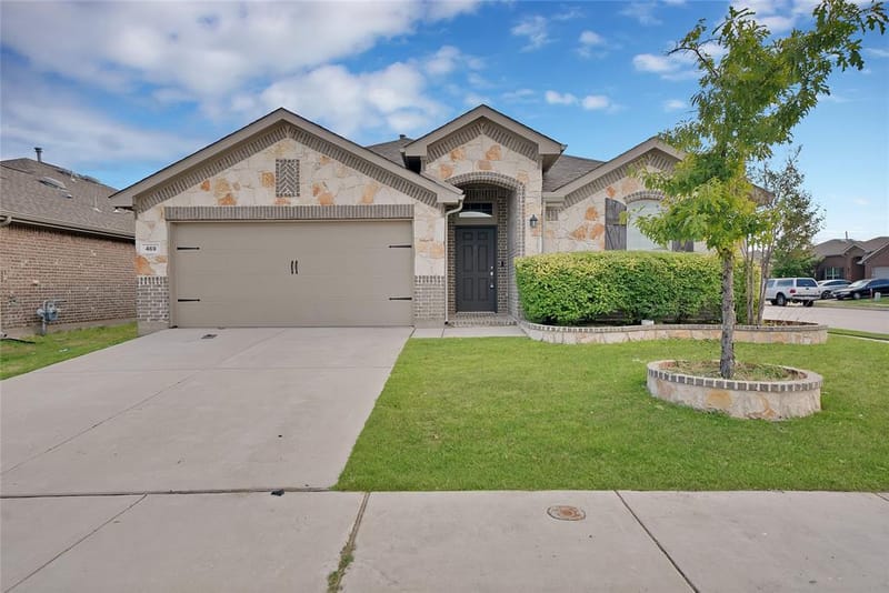 469 Pollyann Trail, Fort Worth TX 76052