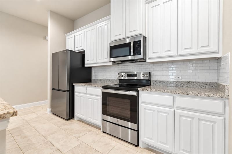206 Hubbard Street, Hillsboro TX 76645 - Photo 6
