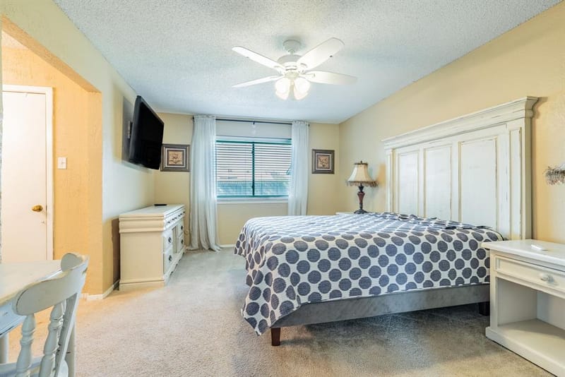 6941 Bennington Drive, Watauga TX 76148 - Photo 9