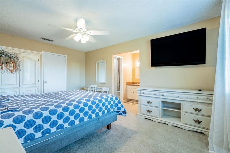 6941 Bennington Drive, Watauga TX 76148 - Photo 10