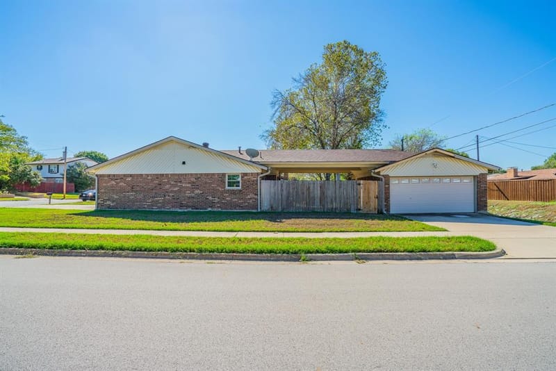 6941 Bennington Drive, Watauga TX 76148 - Photo 19