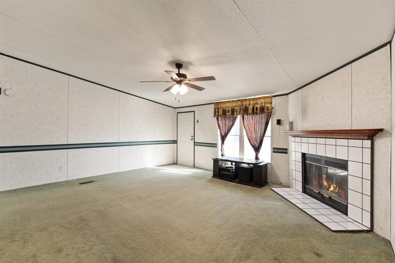 3104 Rolling Oaks Drive, Cleburne TX 76031 - Photo 6