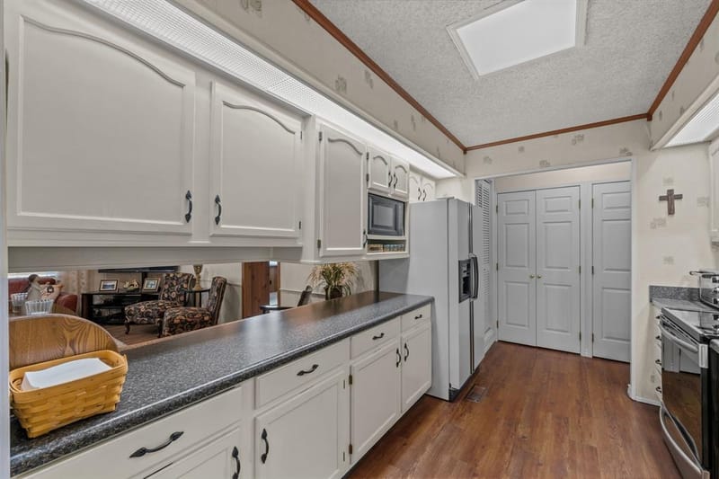 404 Cleveland Road, Granbury TX 76049 - Photo 15
