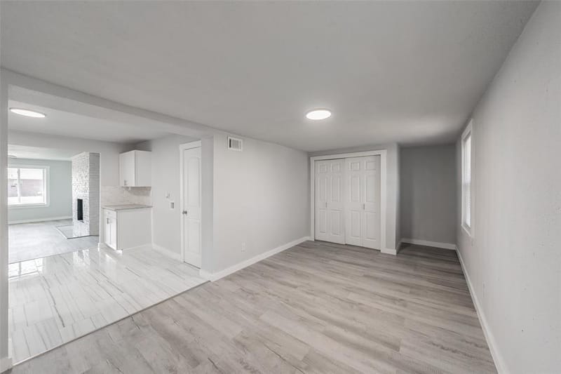 5569 Burton Avenue, Fort Worth TX 76119 - Photo 33