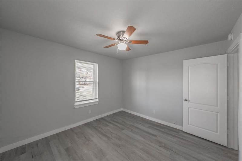 5569 Burton Avenue, Fort Worth TX 76119 - Photo 19