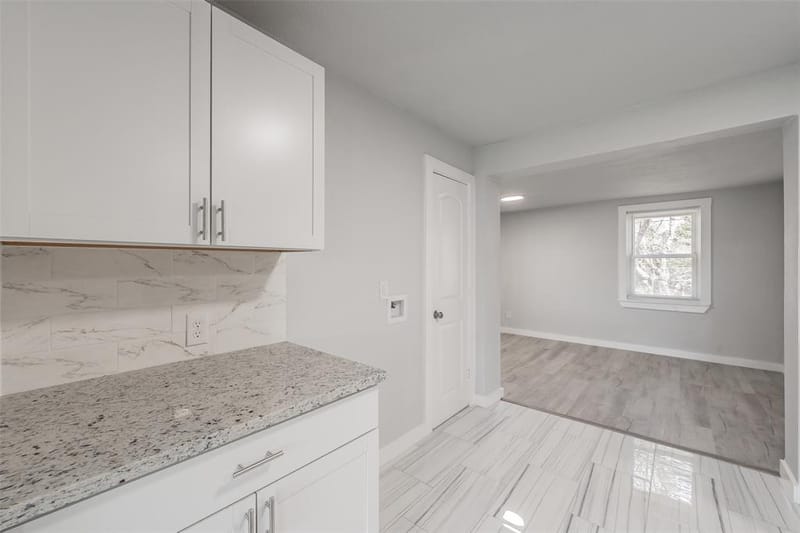 5569 Burton Avenue, Fort Worth TX 76119 - Photo 31