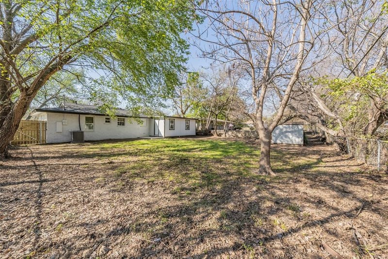 5569 Burton Avenue, Fort Worth TX 76119 - Photo 39