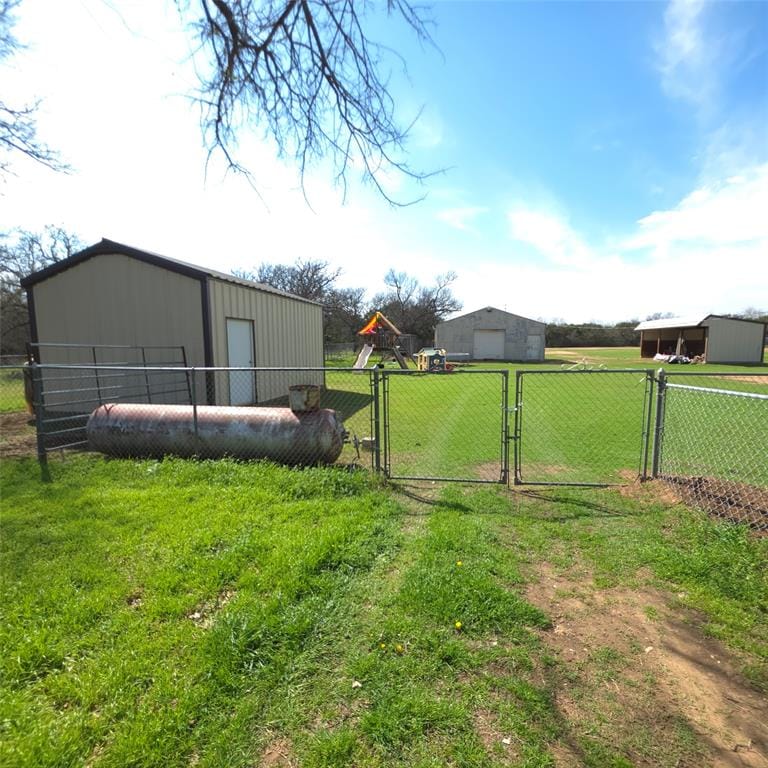 1440 S Keller Road, Mineral Wells TX 76067 - Photo 24