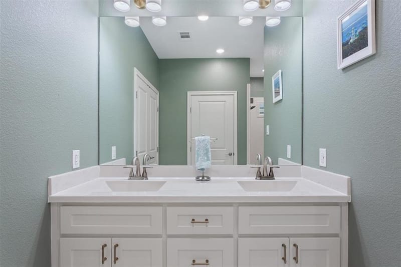 308 N Main Street, McGregor TX 76657 - Photo 17
