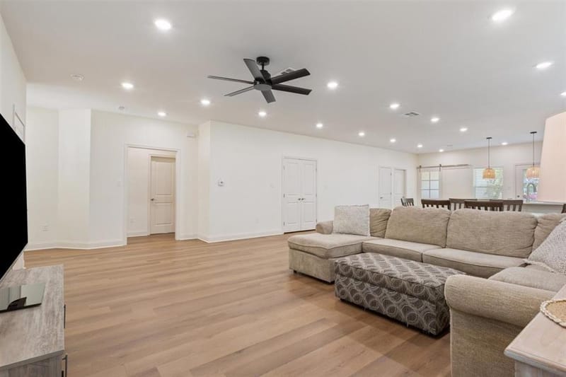 308 N Main Street, McGregor TX 76657 - Photo 5