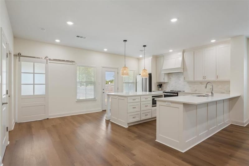 308 N Main Street, McGregor TX 76657 - Photo 10