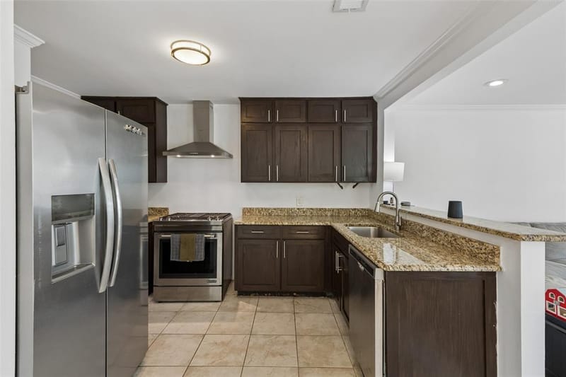 714 NW 6th Street, Grand Prairie TX 75050 - Photo 10