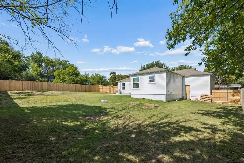 714 NW 6th Street, Grand Prairie TX 75050 - Photo 25