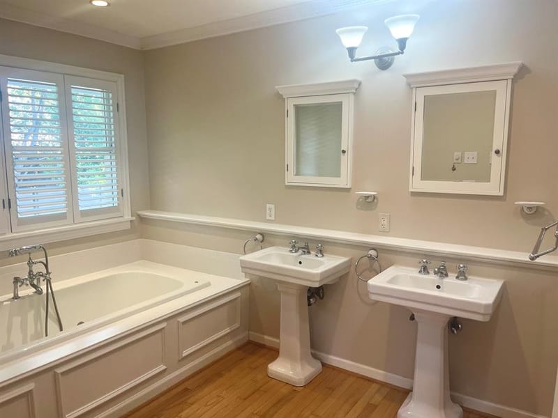 10409 Remington Lane, Dallas TX 75229 - Photo 13