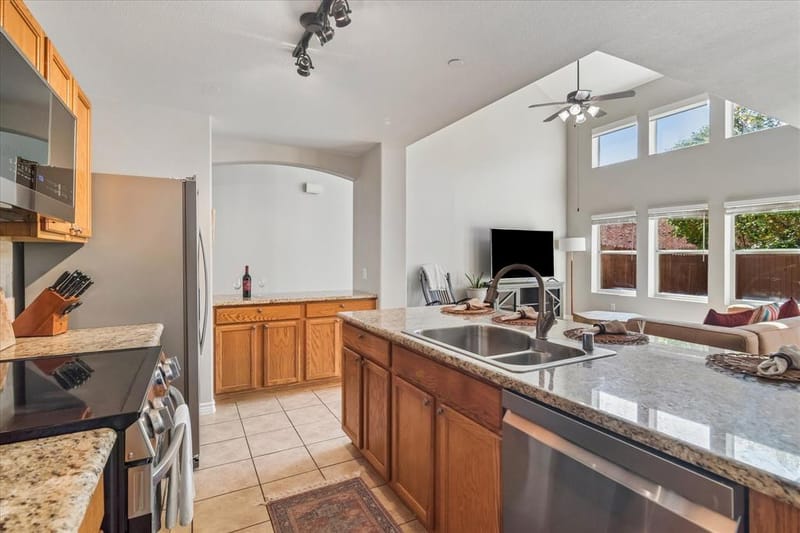 10263 Summit Run Drive, Frisco TX 75035 - Photo 10