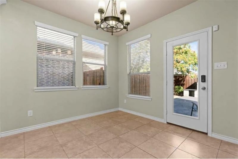 1305 Realoaks Drive, Fort Worth TX 76131 - Photo 6