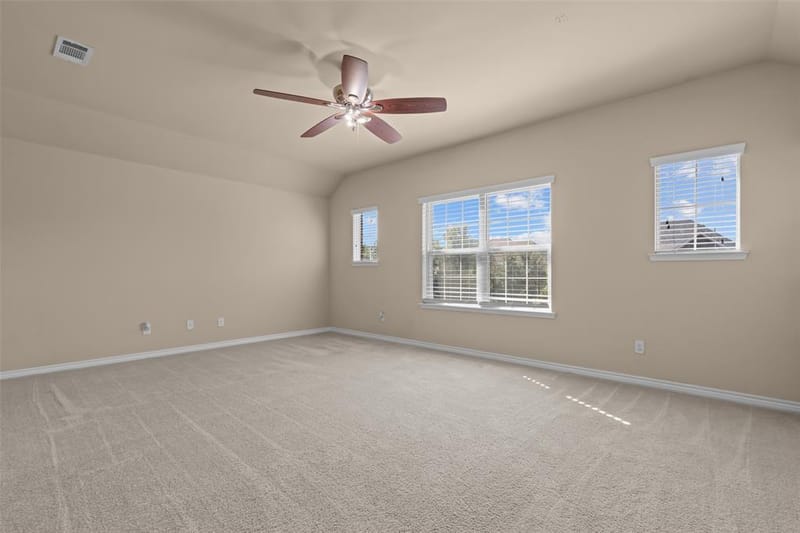1305 Realoaks Drive, Fort Worth TX 76131 - Photo 12