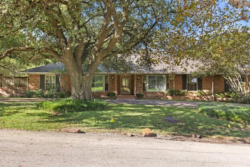 7010 S Janmar Drive, Dallas TX 75230 - Photo 9