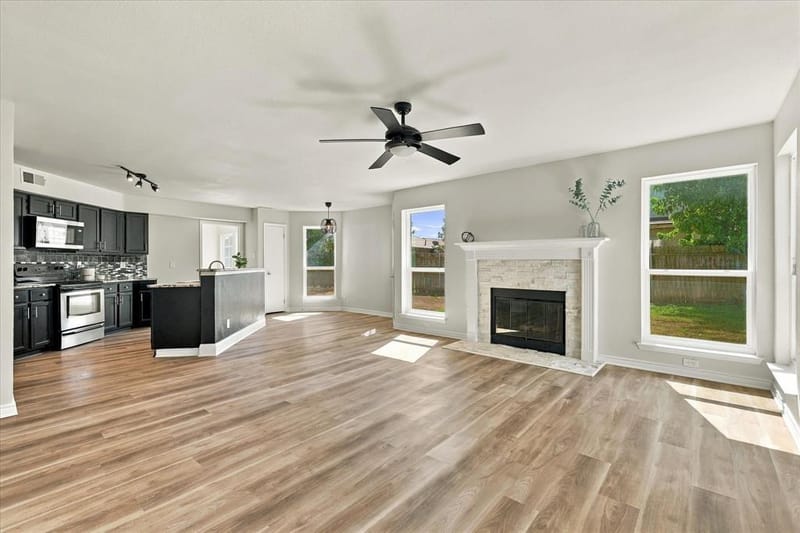 322 Ashley Oak Lane, Lake Dallas TX 75065 - Photo 7