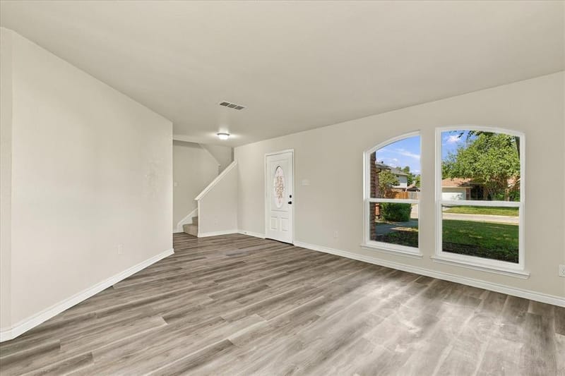 322 Ashley Oak Lane, Lake Dallas TX 75065 - Photo 4