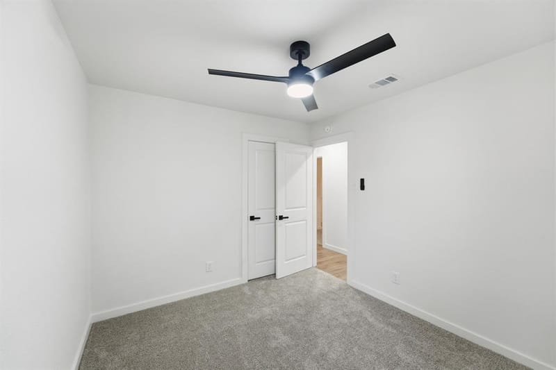 433 Rollingridge Lane, Garland TX 75043 - Photo 14