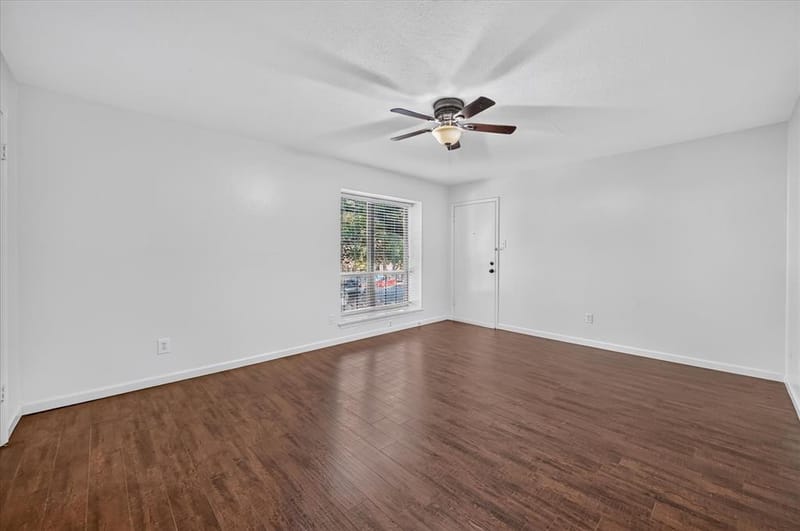 5043 Les Chateaux Drive # 214, Dallas TX 75235 - Photo 16