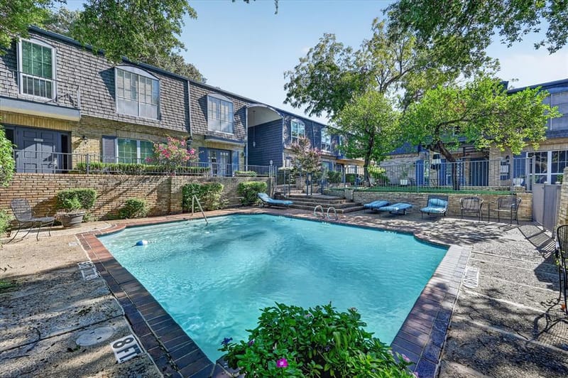 5043 Les Chateaux Drive # 214, Dallas TX 75235 - Photo 3