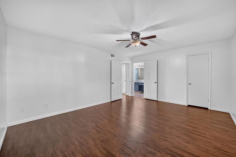5043 Les Chateaux Drive # 214, Dallas TX 75235 - Photo 14