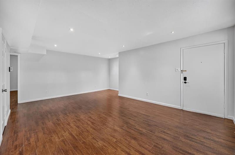 5043 Les Chateaux Drive # 214, Dallas TX 75235 - Photo 11