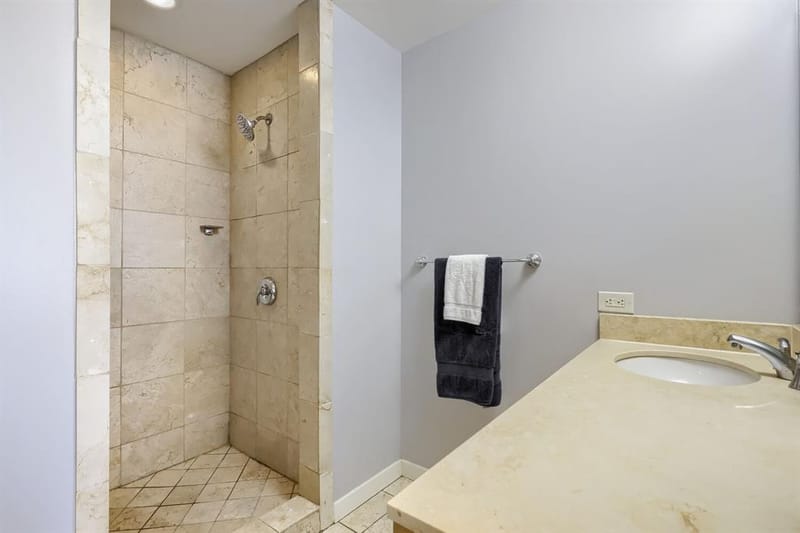1200 Main Street # 1904, Dallas TX 75202 - Photo 18