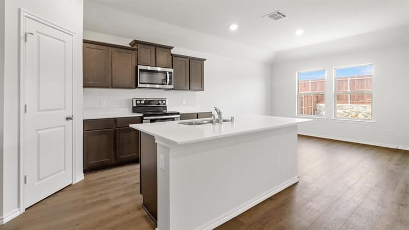 328 Ridan Drive, Waxahachie TX 75165 - Photo 8