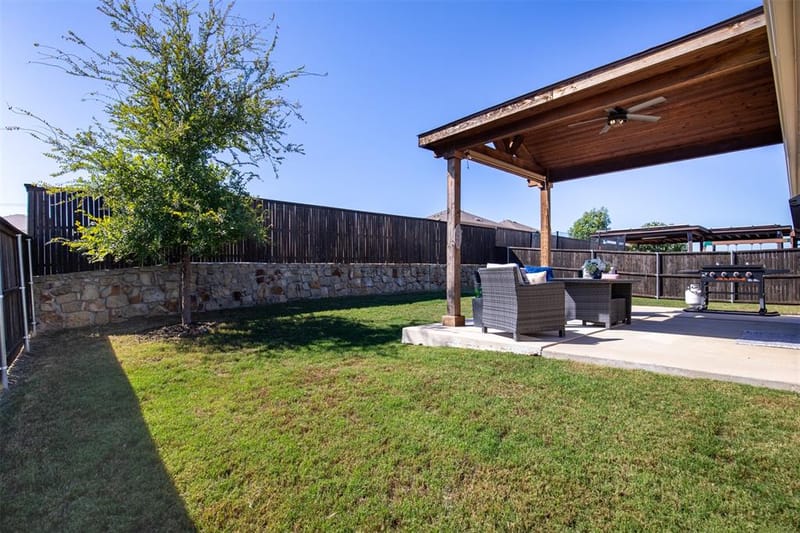1340 Vernon Drive, Aubrey TX 76227 - Photo 34