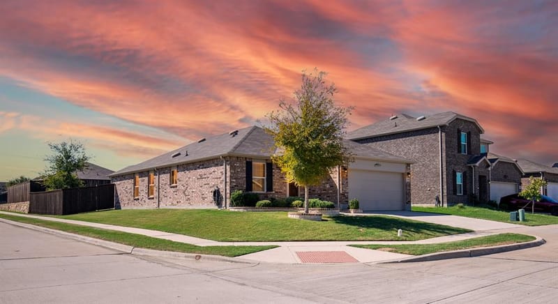1340 Vernon Drive, Aubrey TX 76227 - Photo 31