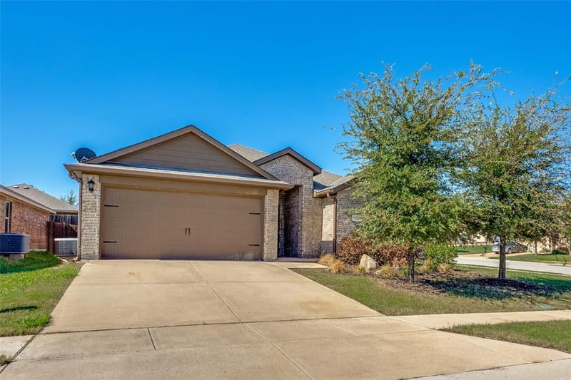 1113 Meadow Side Drive, Princeton TX 75407 - Photo 2