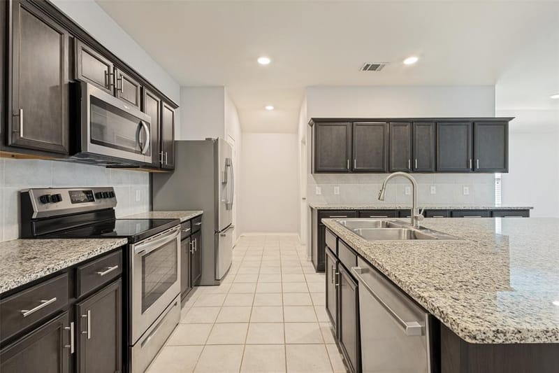 1113 Meadow Side Drive, Princeton TX 75407 - Photo 6