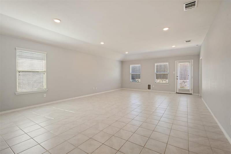 1113 Meadow Side Drive, Princeton TX 75407 - Photo 12