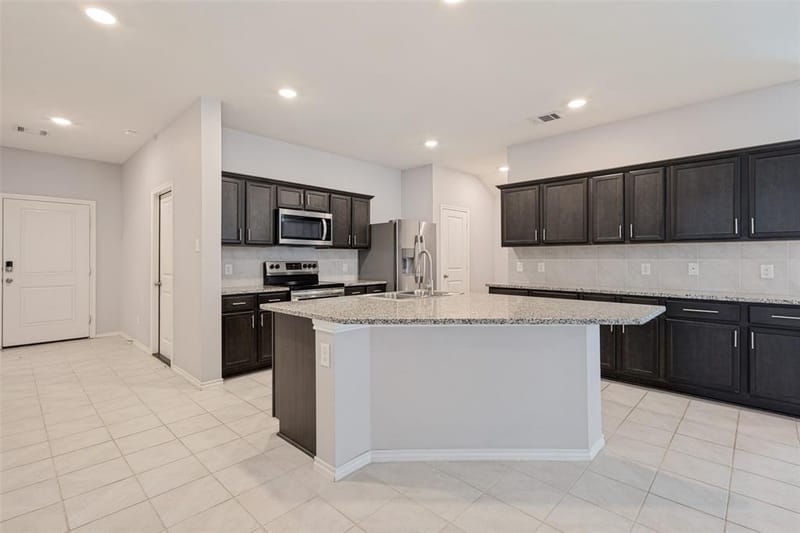 1113 Meadow Side Drive, Princeton TX 75407 - Photo 8