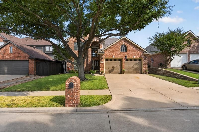1603 Creekside Drive, Corinth TX 76210 - Photo 2