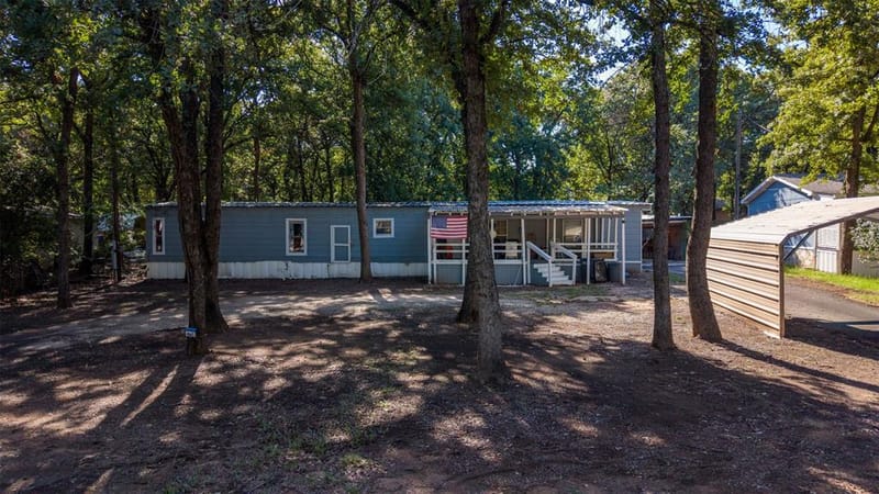 4647 Lyndi Lane, Granbury TX 76049 - Photo 2